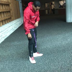 Meet your Posher, Ellery